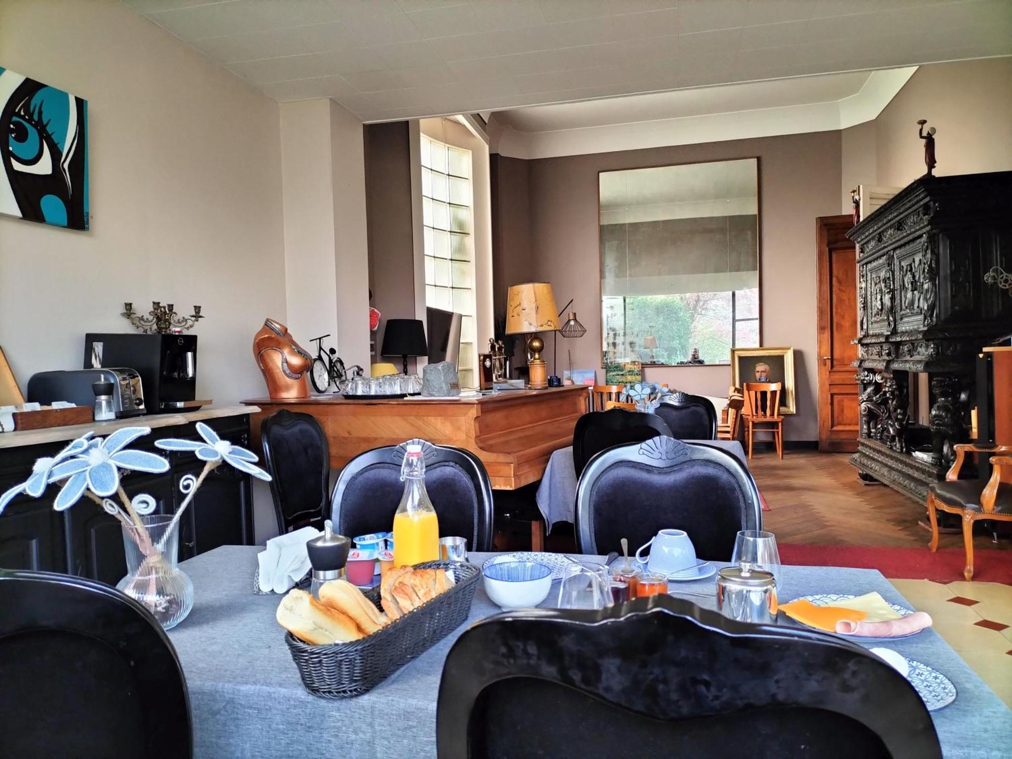 La Maison Bleue De Roubaix Bagian luar foto